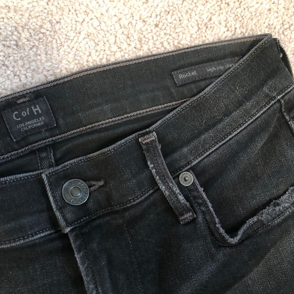 Current CITIZENS OF HUMANITY Distressed Jeans - Picture 4 of 5
